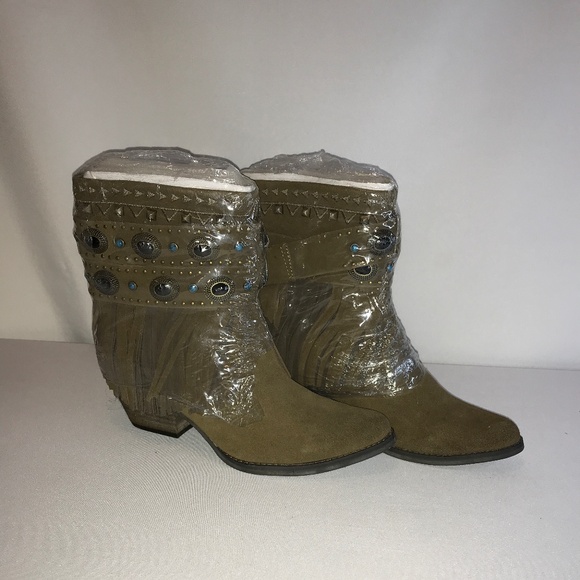 Sbicca BOOTS - Picture 1 of 4